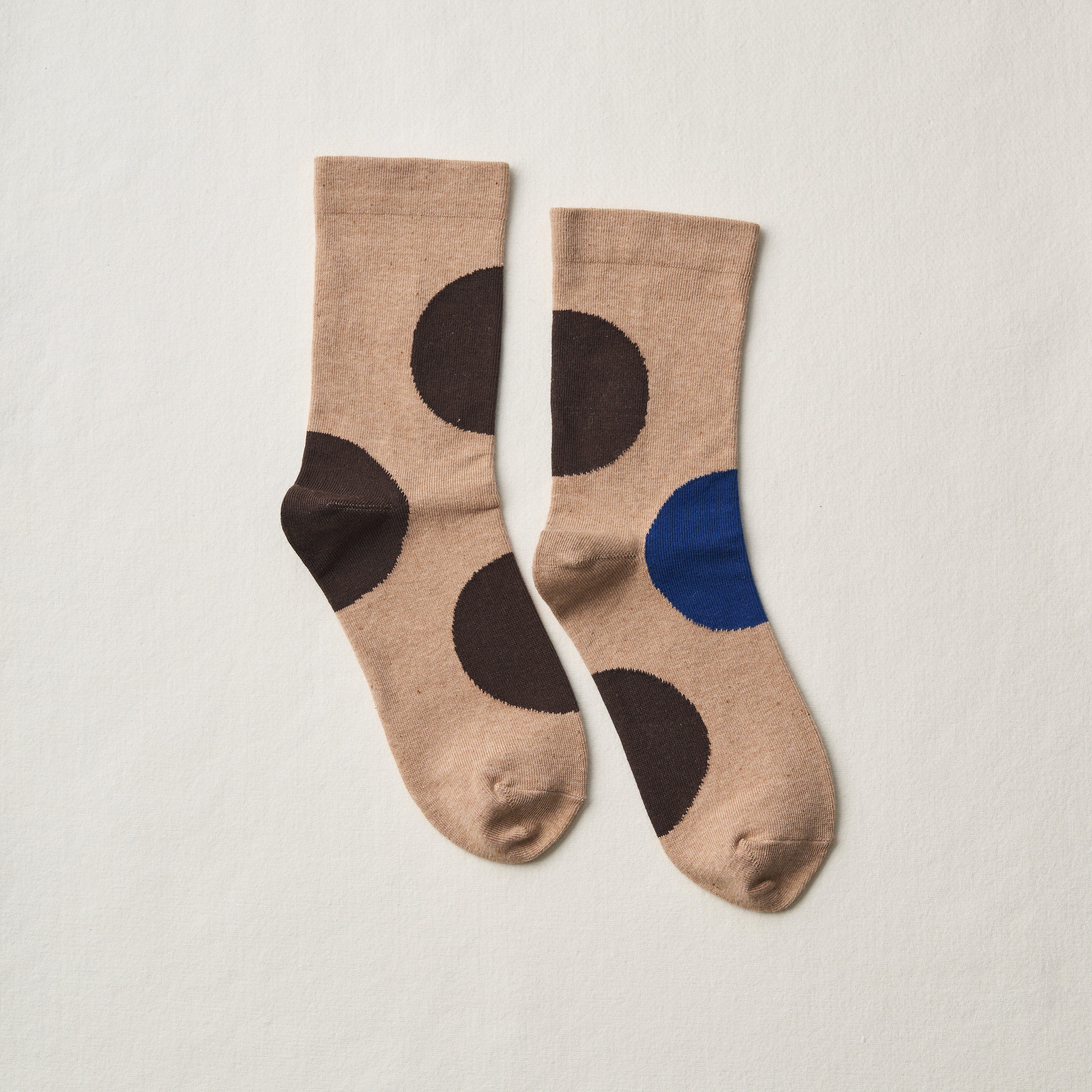 Pre-order｜4-2015｜Organic Cotton Rubber Free Asymmetry Dot Socks