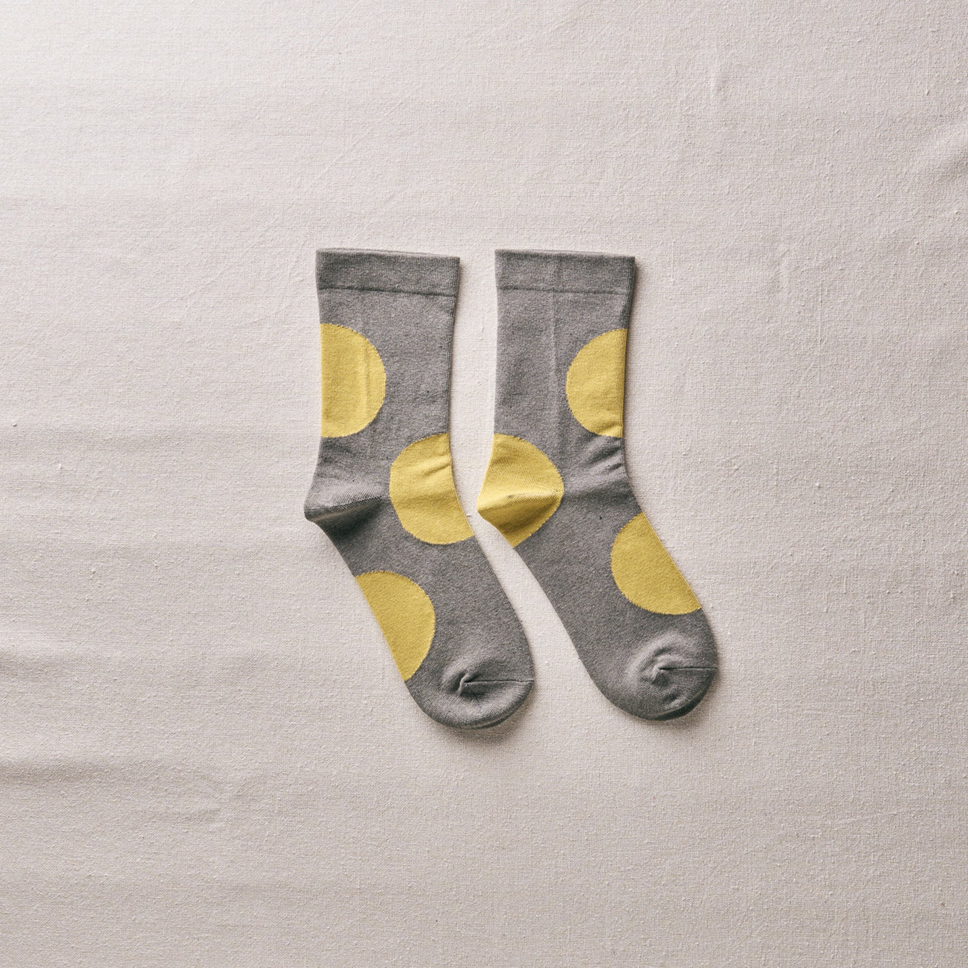4-4015｜Organic Cotton Rubber Free Asymmetry Dot Socks