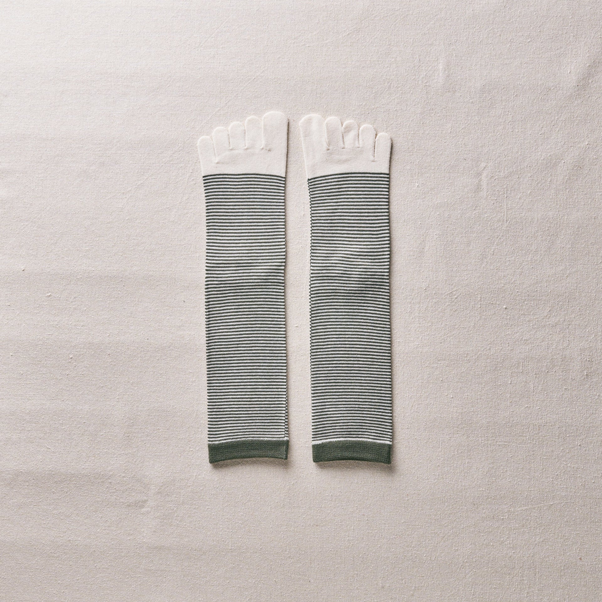 4-4018｜Organic Cotton Wool Toe Socks