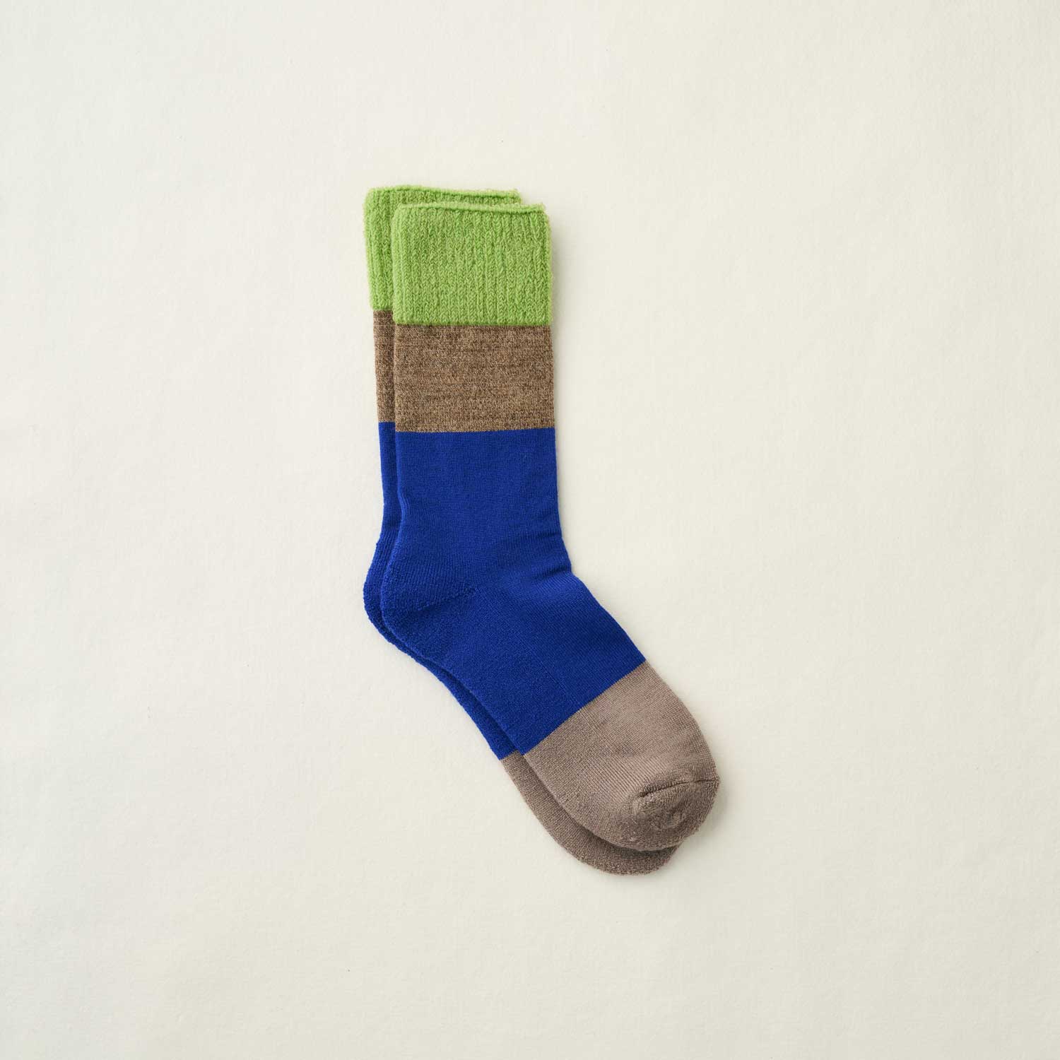 2026年9月納品｜4-4027｜Wool Pile Sole Socks
