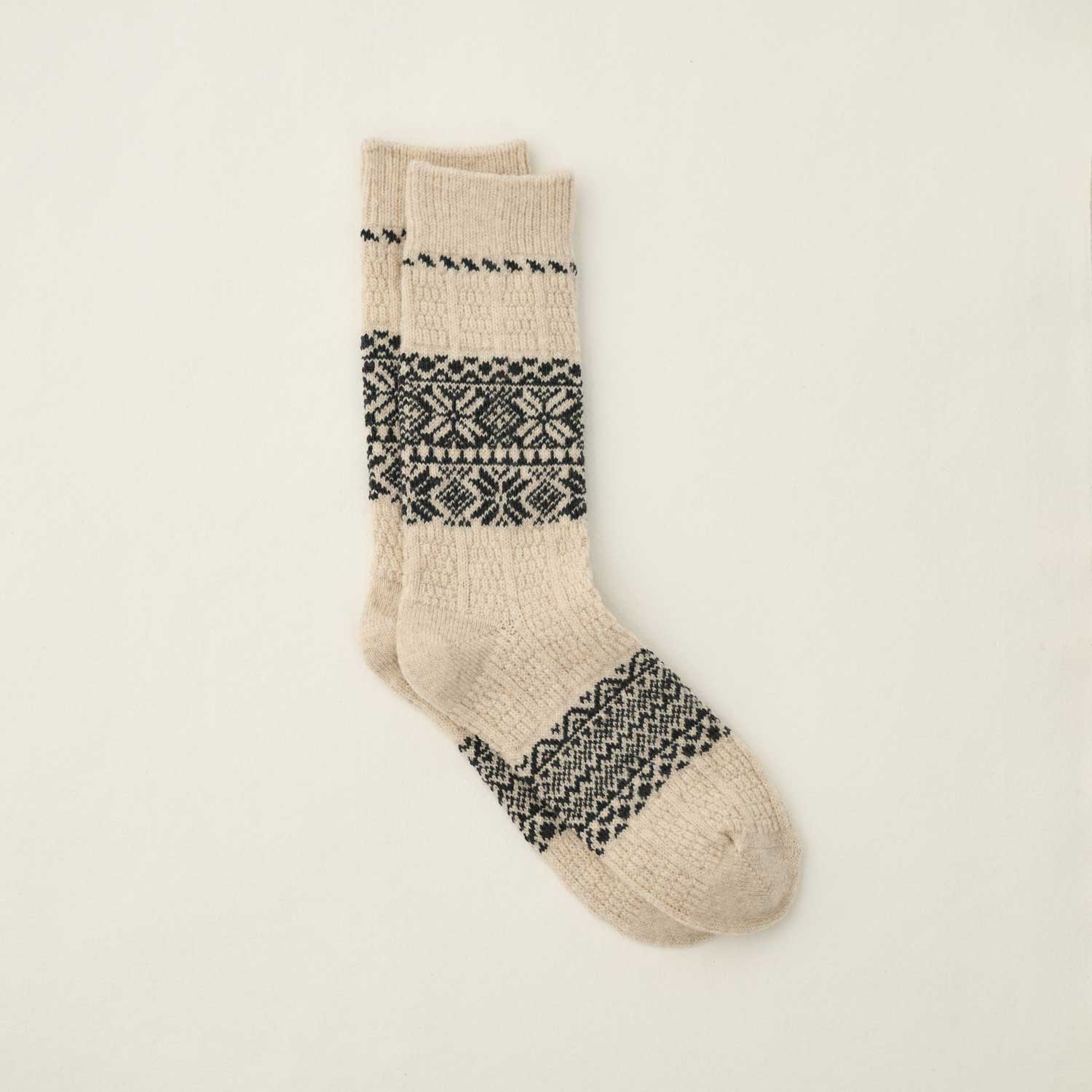 2026年9月納品｜4-4028｜Wool Organic Cotton Snow Pattern Socks