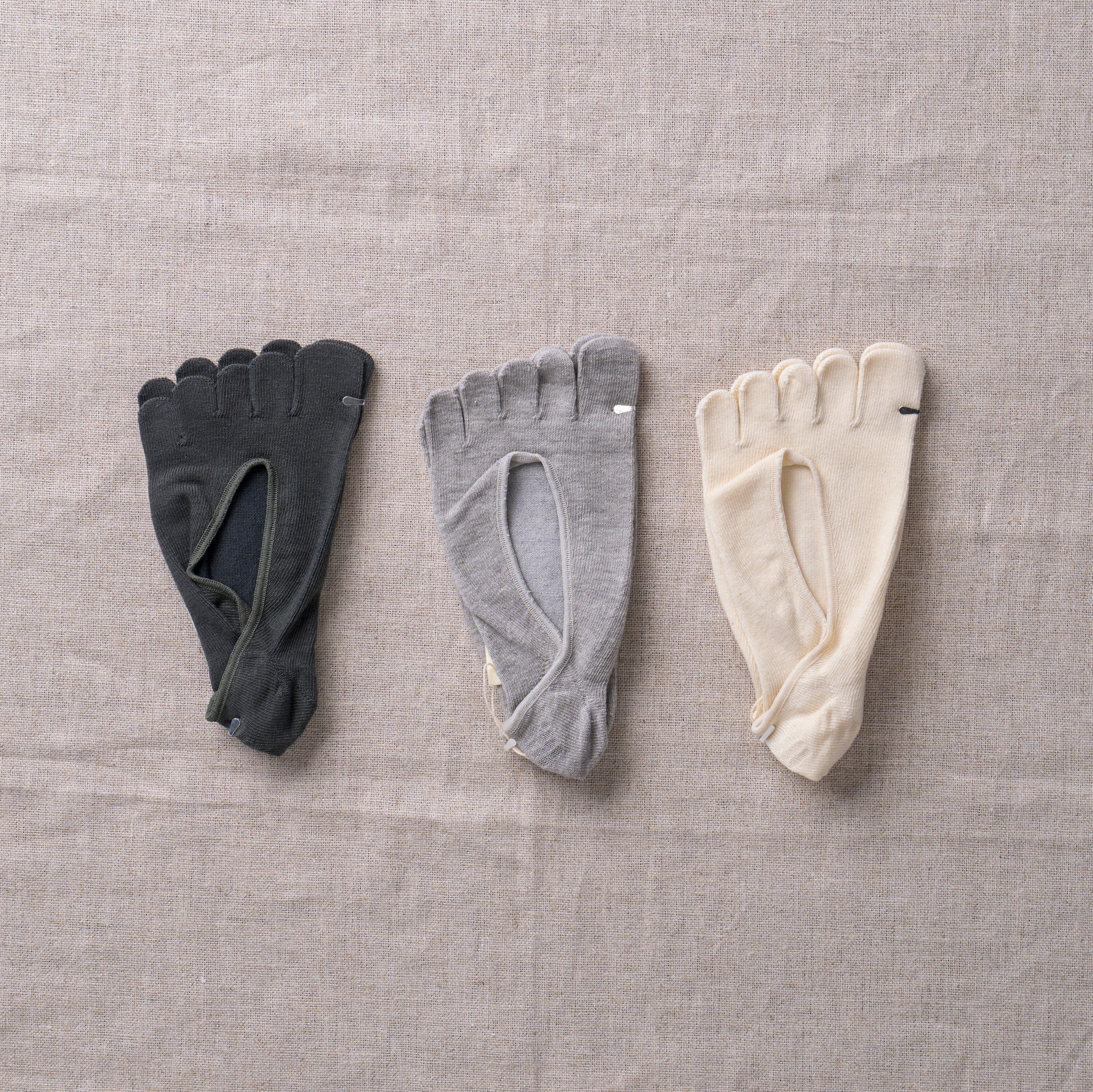 8-0407/8-0408｜Five finger cover socks