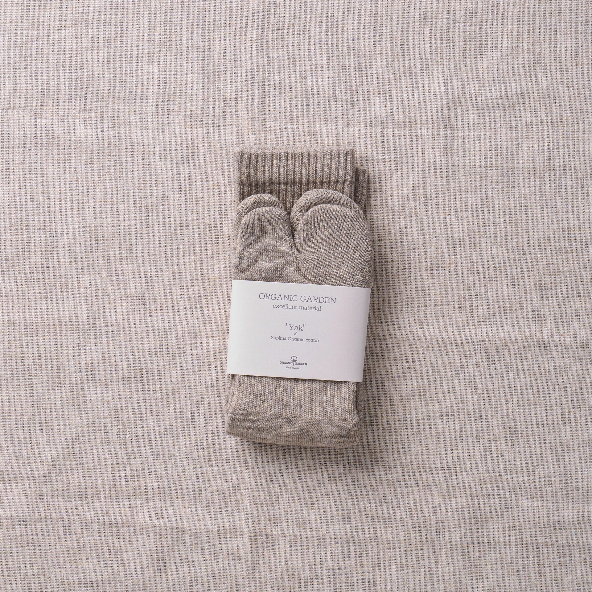 8-0450｜Supima x Yaku Tabi-shaped pile socks