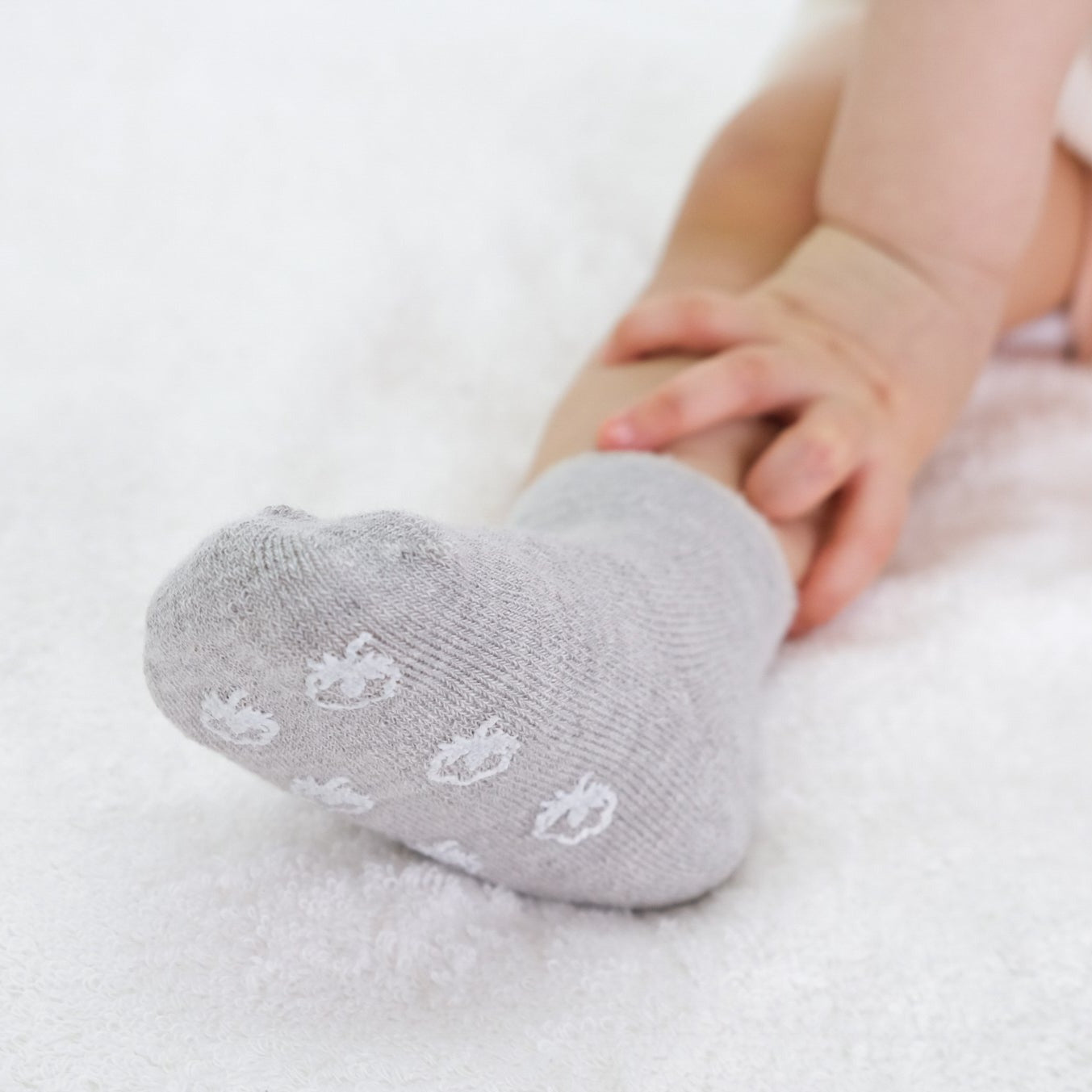 8-0601｜Baby inner pile socks
