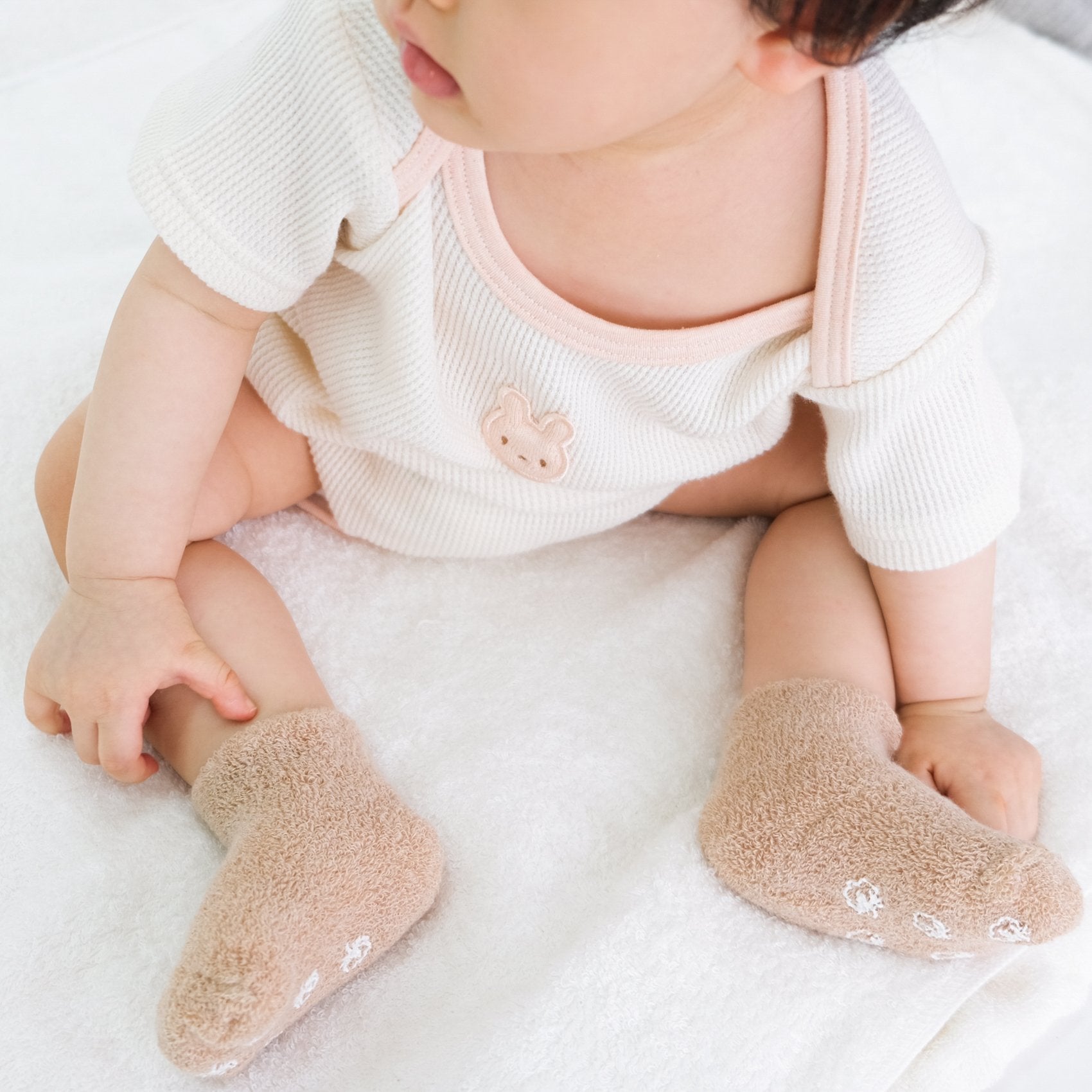 8-0600｜Baby outer pile socks